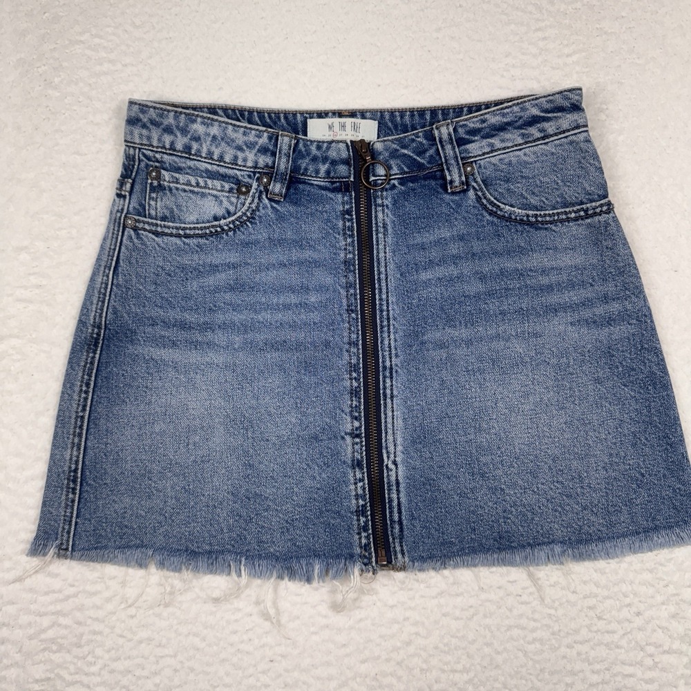 We the Free People Denim Mini Skirt Women's 26 Zip It‎ Up Blue Raw Hem Y2K Jean